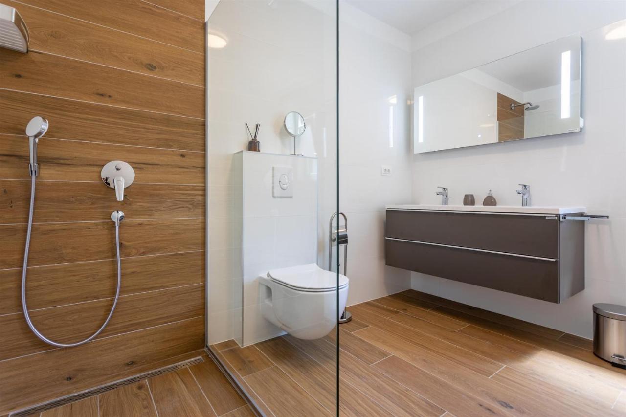 Villa Manhattan Dobrinj Eksteriør billede